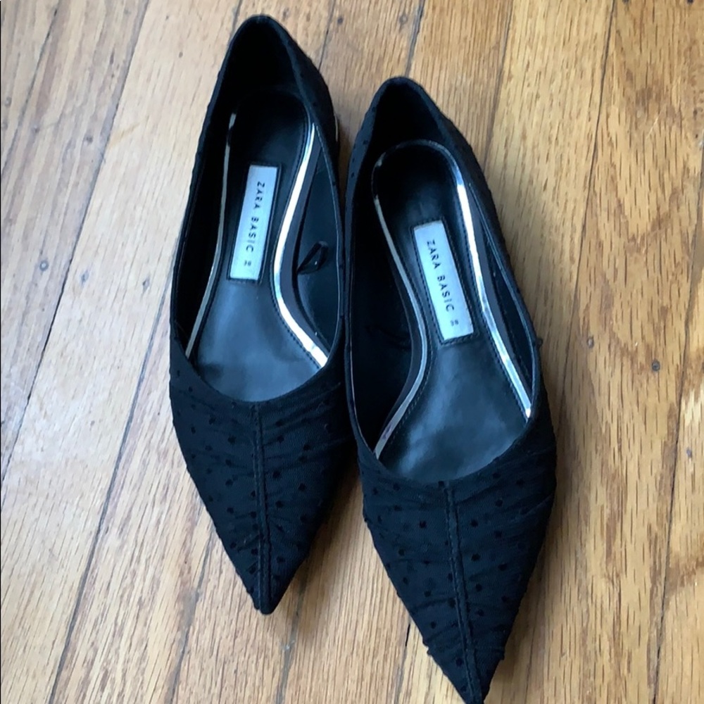 Zara Black Pointed Flats